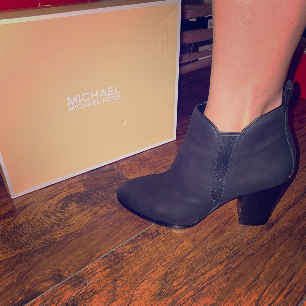Michael Kors Brandy Black Booties Suede